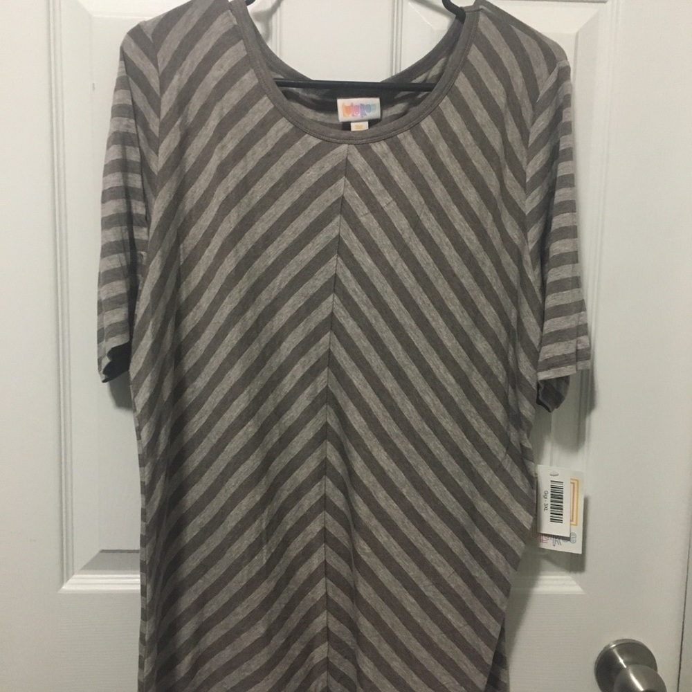 3XL Gray Striped LulaRoe Gigi Top NWT